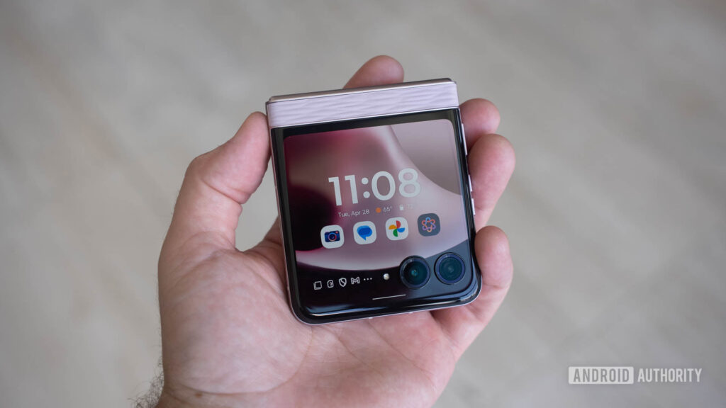 5 android phones you should buy instead of the motorola.jpg