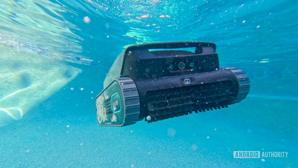 aiper scuba v3 robot pool cleaner review.jpg