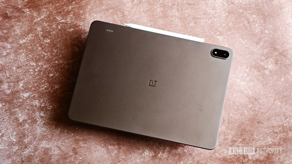 oneplus pad 4 takes on galaxy tab s11 ultra and.jpg