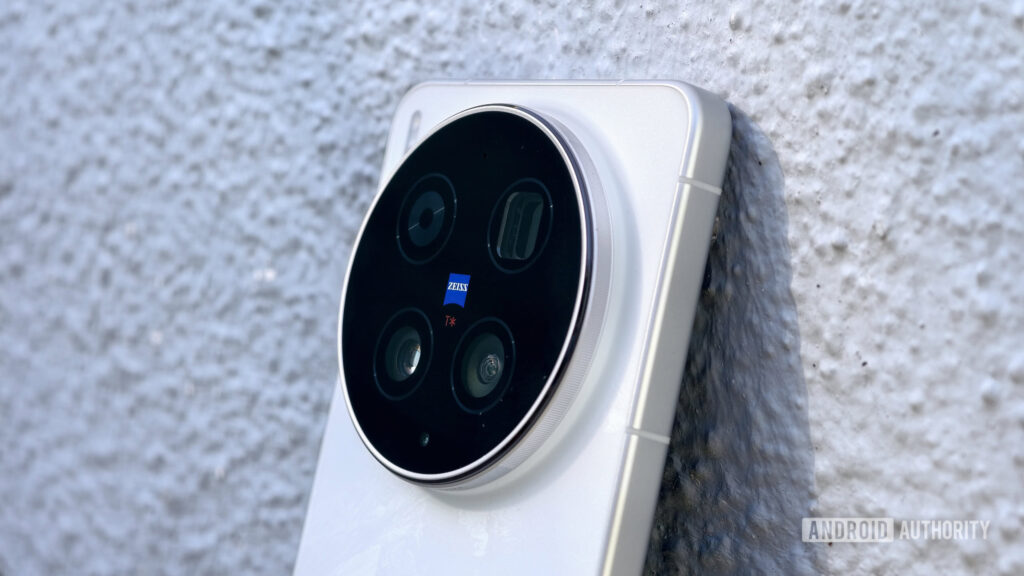 samsung copied horizon lock on galaxy s26 ultra but the.jpg