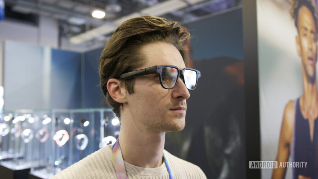 these smart glasses are adopting one of the worst trends.jpg