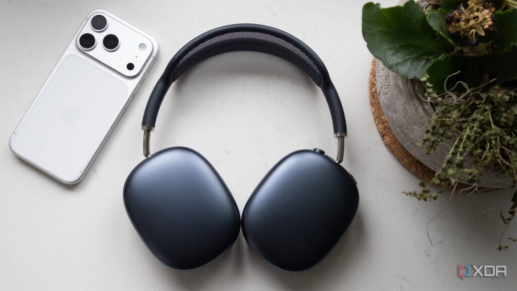 airpods max 2 header.jpg