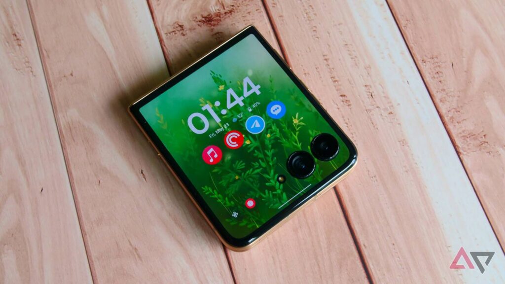 moto razr ultra review 4.jpg
