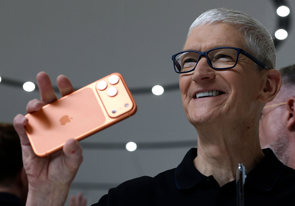 tim cook iphone gettyimages 2234563479.jpg