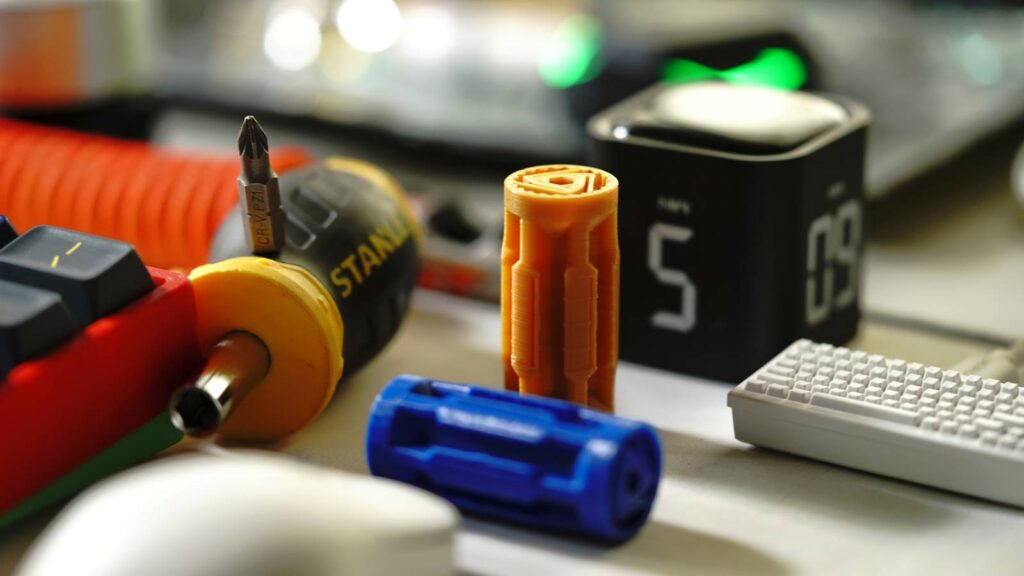 4 3-D prints I take advantage of each time I open my PC case 3d printed screwdriver.jpg