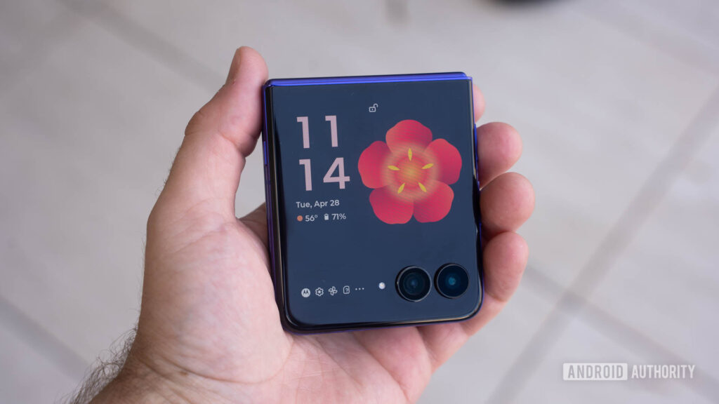 5 android phones you should buy instead of the razr.jpg