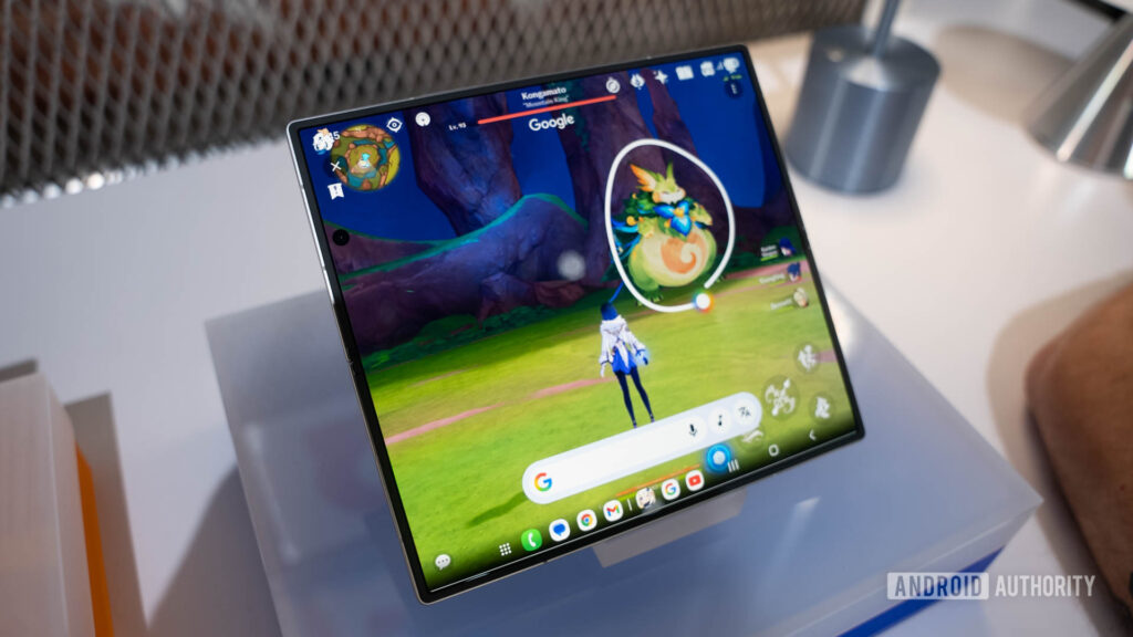 circle to search update lets google look beyond your screen.jpg