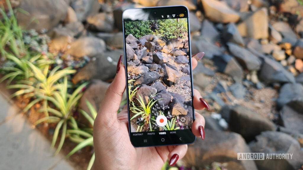 samsungs latest update quietly removed video filters.jpg