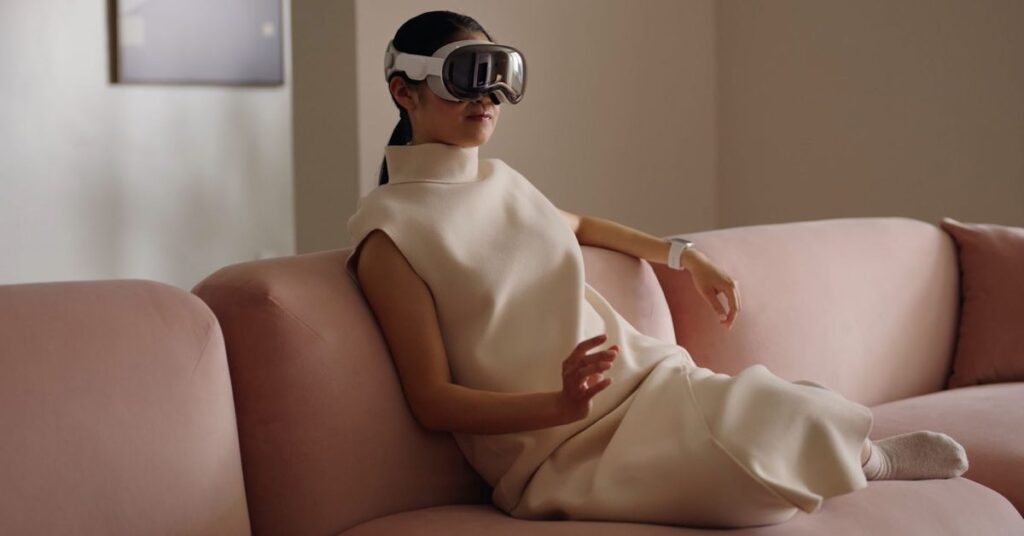 sketchy rumor suggests apple glasses will support hand gestures.jpg