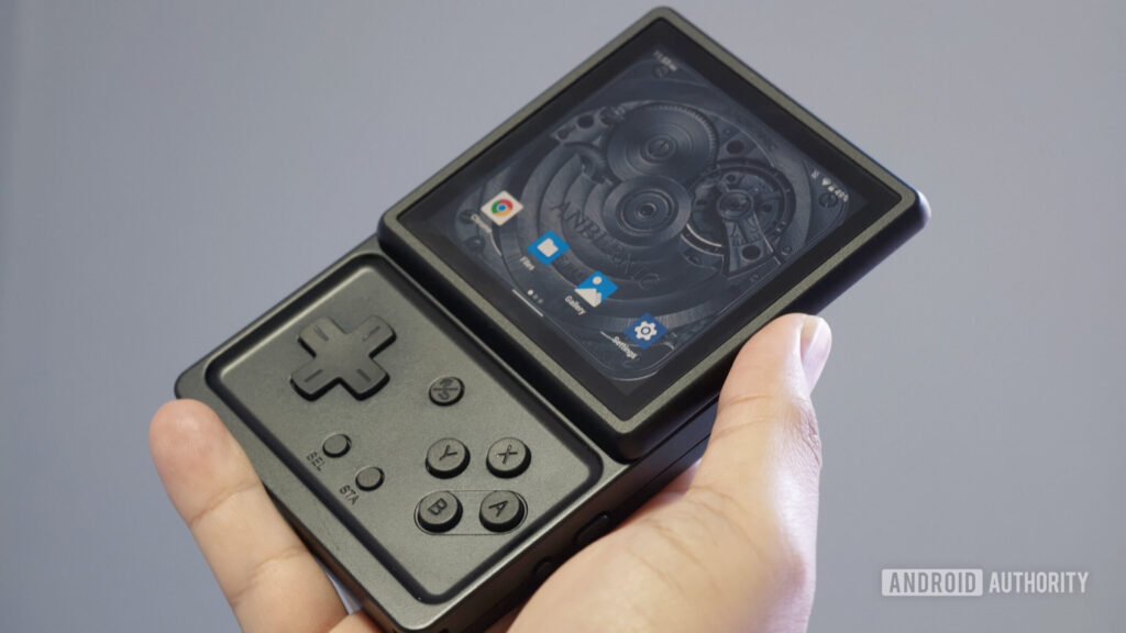 this new android handheld has a crazy design and sub 90.jpg