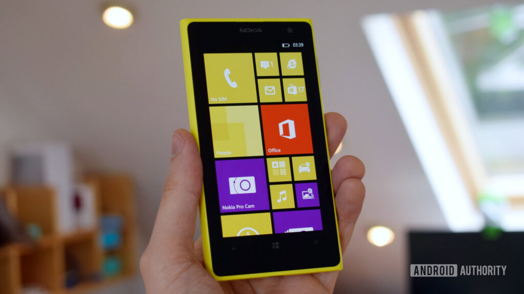 using windows phone in 2026 reminded me just how badly.jpg