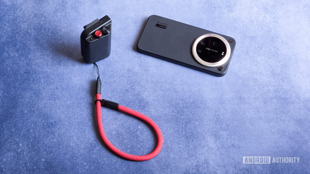 xiaomi 17 ultras camera kit reminds me that samsung google.jpg