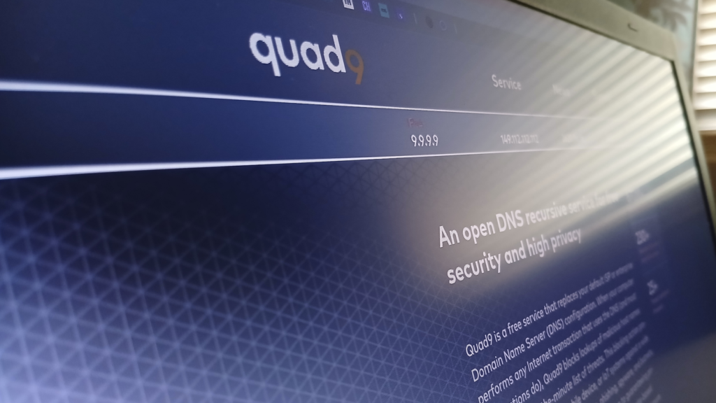 a close up cropped view of the quad9 homepage on a laptop screen.png
