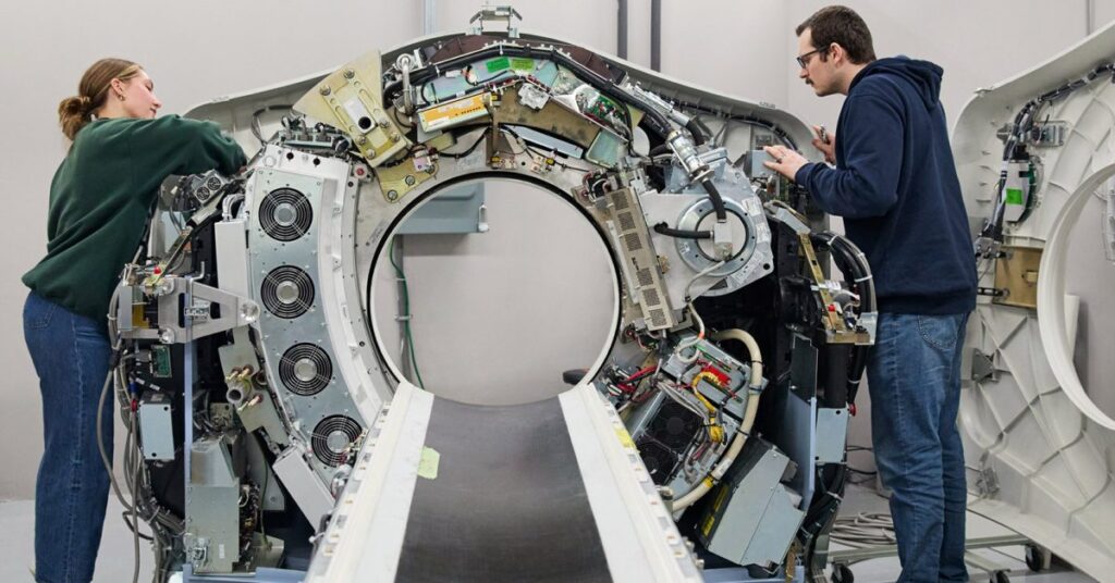 apple manufacturing forum.jpg