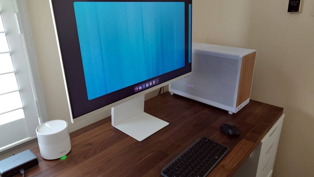 fedora silverblue desktop pc.jpg