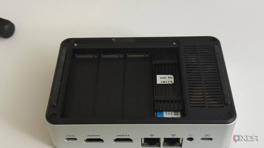 gmktec nucbox g9 nas mff mini pc nvme slots.jpeg
