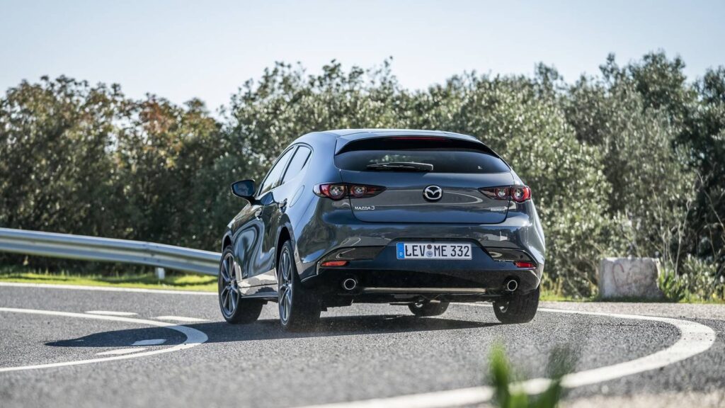 mazda 3 2019 hd 2ed0a0641bcd88358de8c19e2dd4b54afd72c52a8.jpg