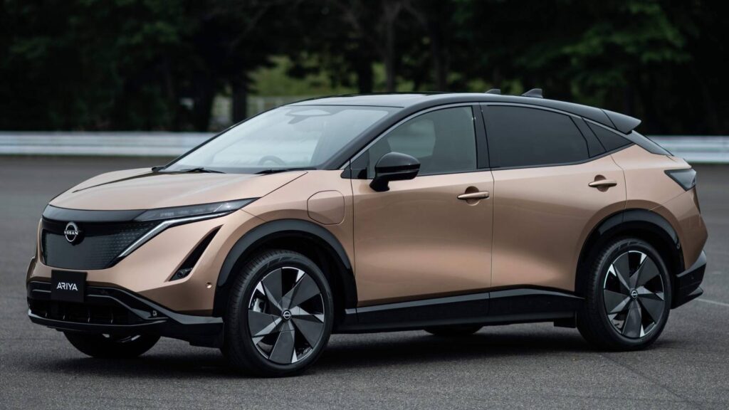 nissan ariya 2021 front three quarter 9ccc7ff4.jpg