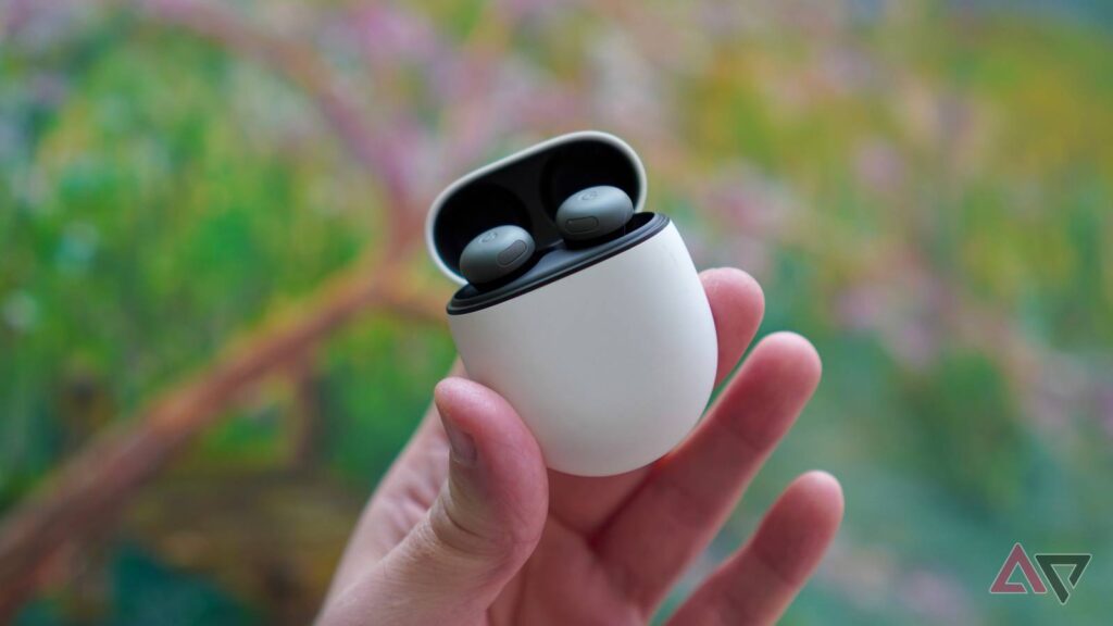 pixel buds pro 2 case open.jpg
