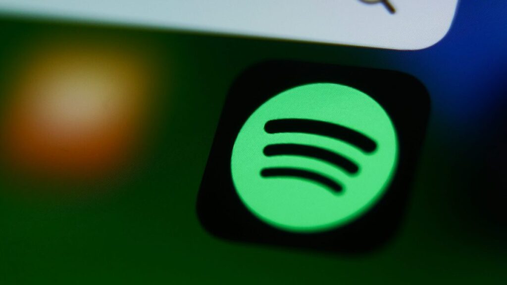 spotify app gettyimages 1689920063 e1702479483636.jpeg