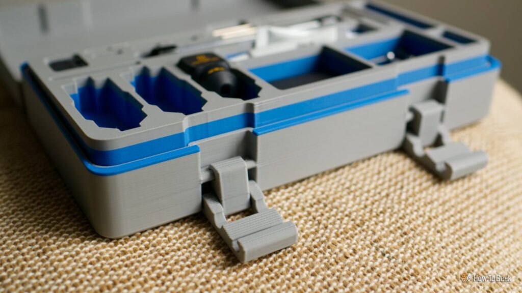 3d printed toolbox with hinge in view.jpg