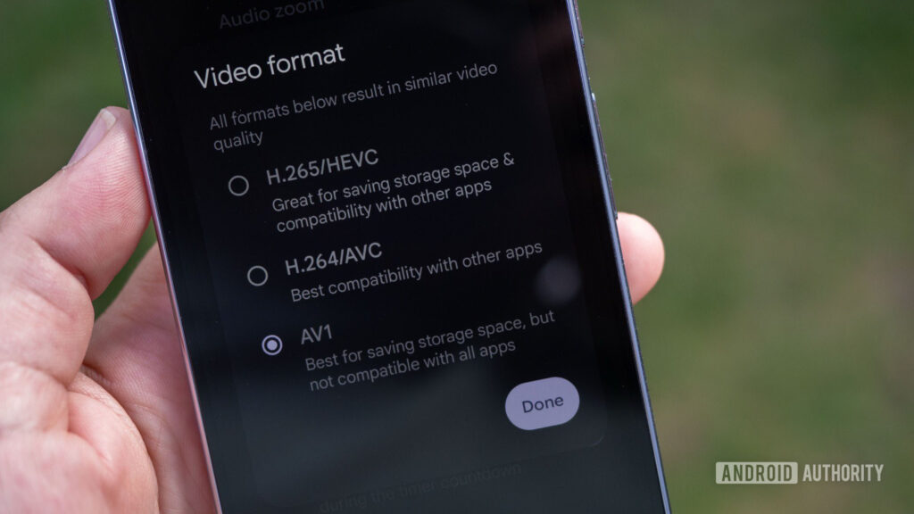 av2 brings more data savings for mobile video hits key.jpg