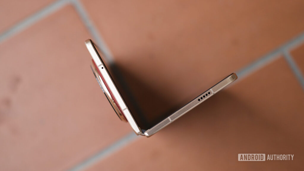 honor starts global launch of its galaxy z fold 7.jpg
