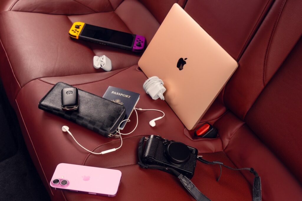 Squishmallows, dentures, and an ‘I Center Sizzling Dads’ bag: Uber has discovered 1000's of things left in robotaxis uber lost found lifestyle imagery 2.jpg