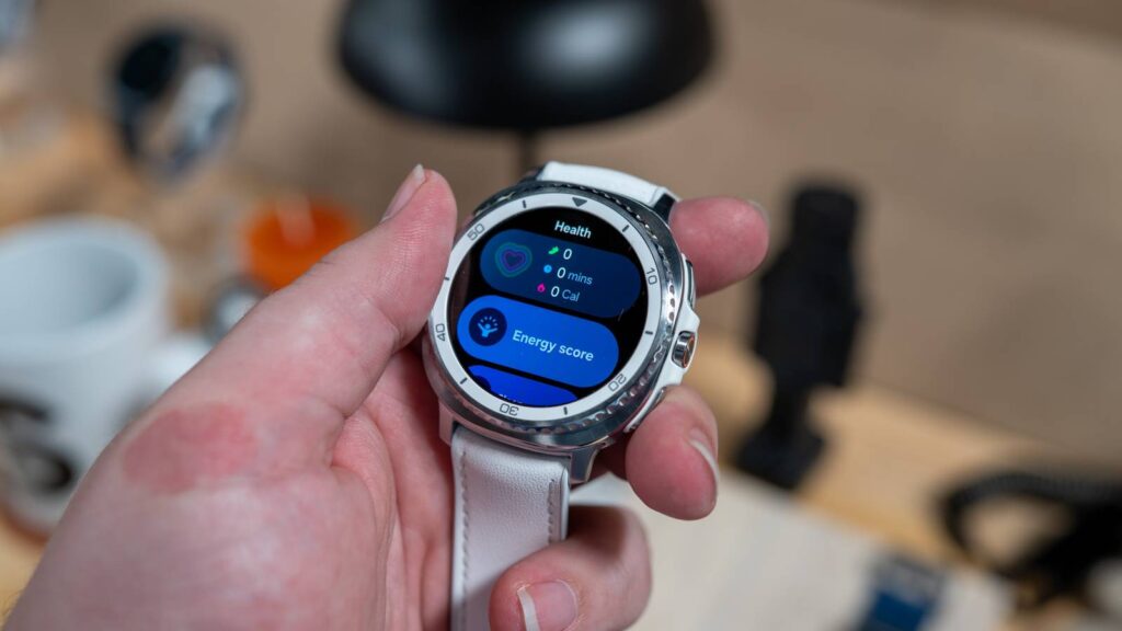 person twisting the physical bezel on the samsung galaxy watch 8 classic 54642360660 o 1.jpg